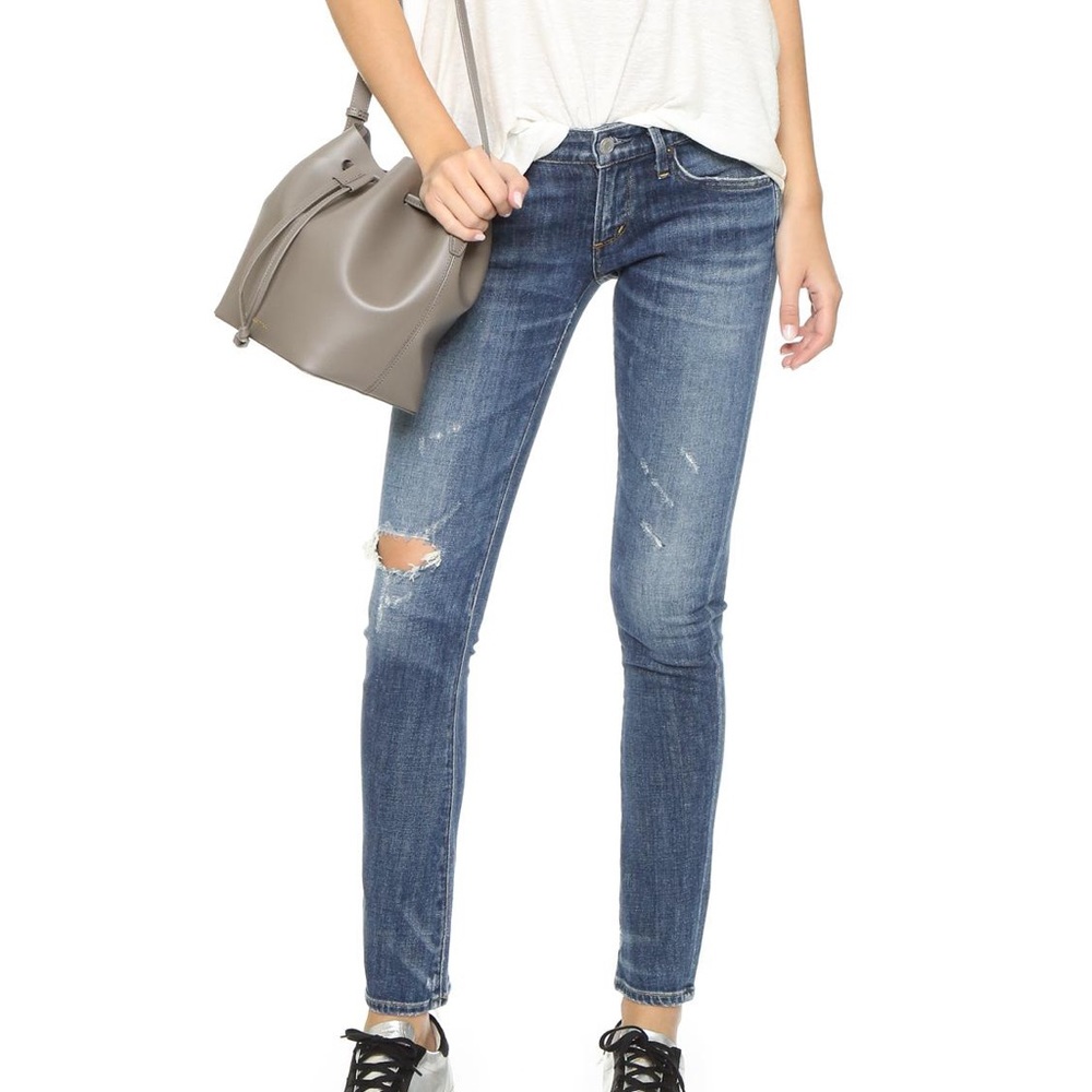 Agolde Chloe Low Rise Slim Jeans In Blue